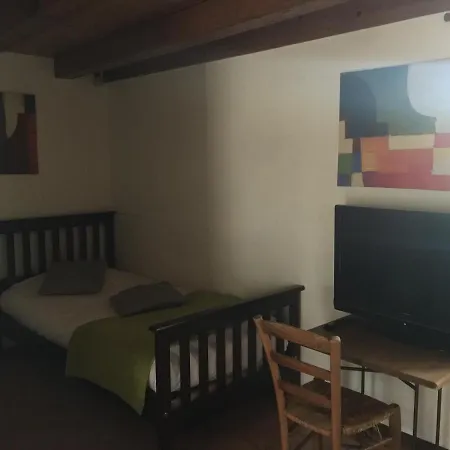 Le Moulin De Champagne Bed & Breakfast Viriat
